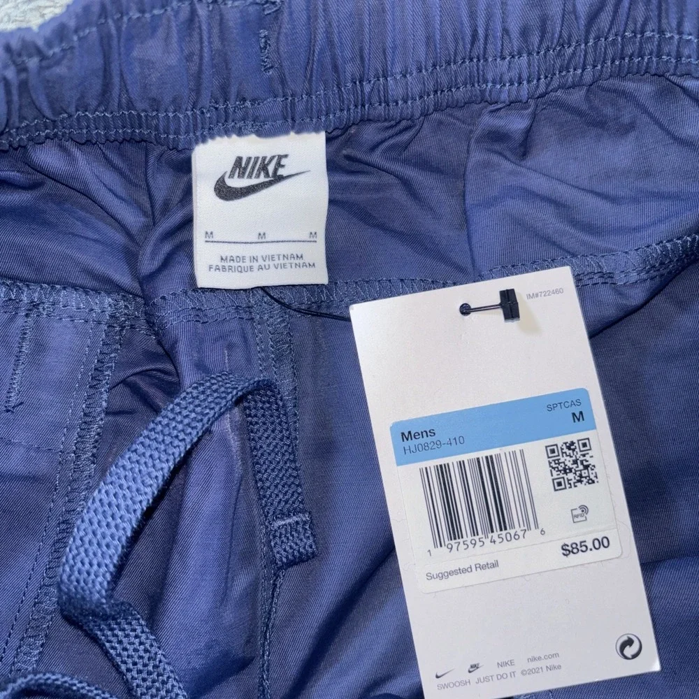 Nike sportswear air